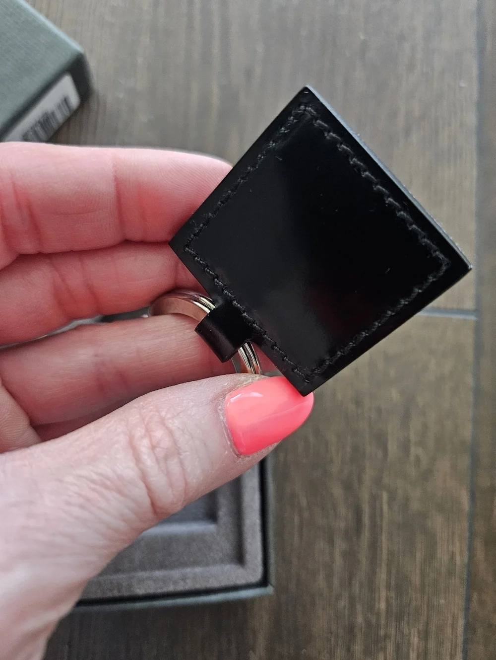 Gucci elegant keyring